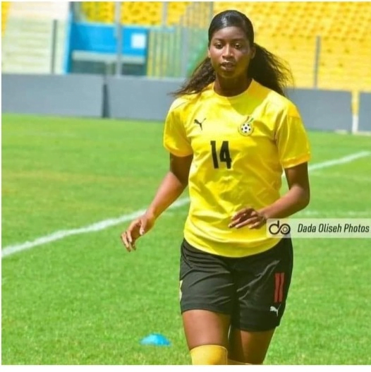 See More Photos Of Sharon Esinam Sampson, The Beautiful Ghanaian Footballer Who Looks Like A Model