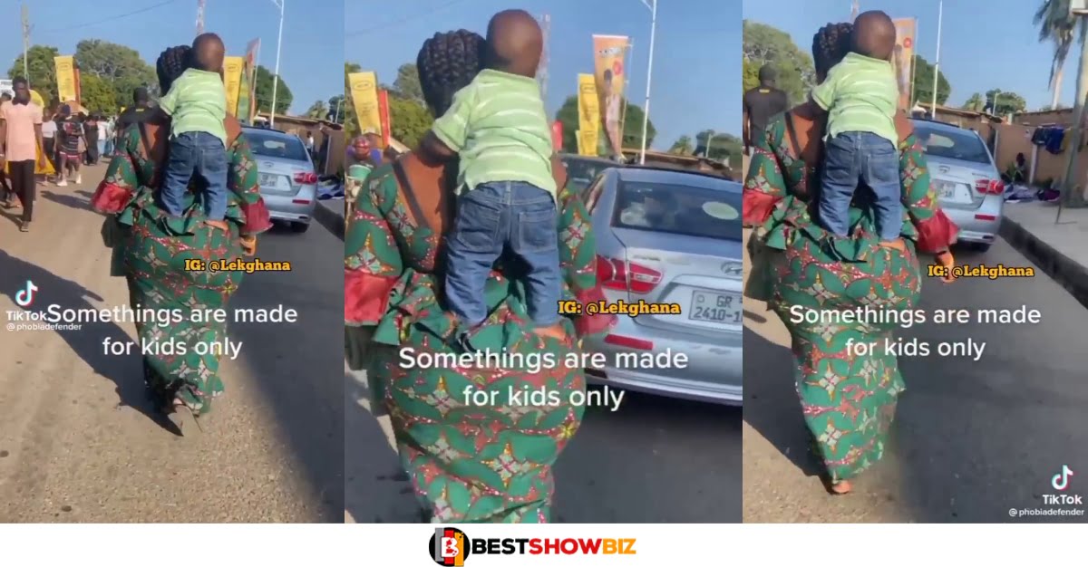 Video Of A Little Boy Standing On His Mother's Big Nyᾶsh While She Walks Stirs Online