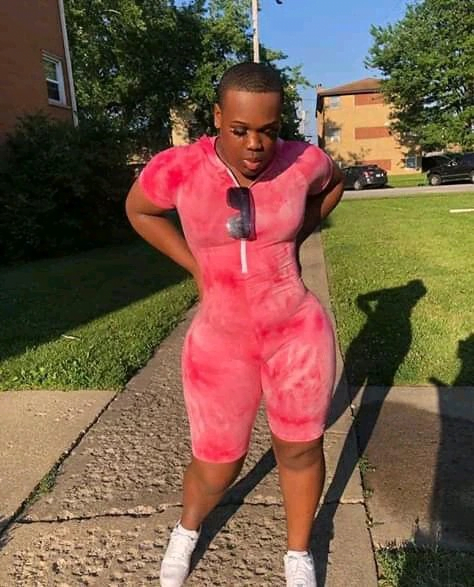 Meet The Guy Who Have The Shape Of A Woman And Dresses like A Woman (Photos)
