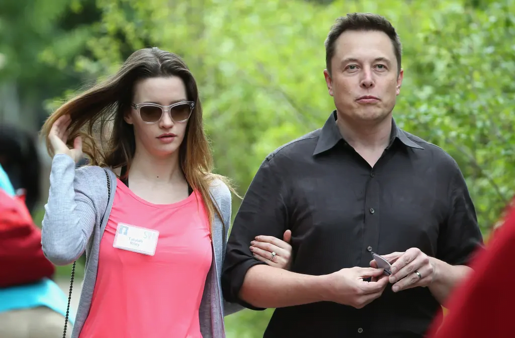 Elon Musk Dating History (facts about Elon musk's love life)