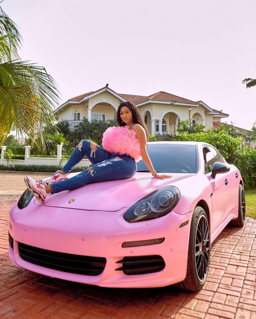 Watch video of all of Hajia4real's lavish cars inside her mansion (video)