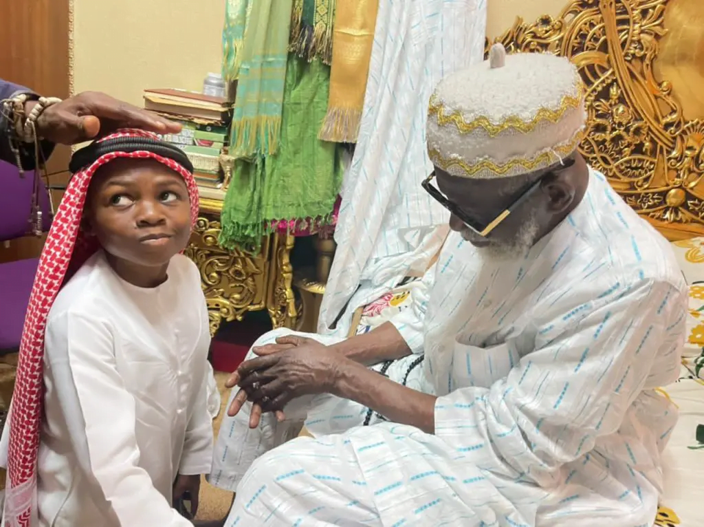 Yaw Dabo spotted taking blessings from chief Imam (see photos)