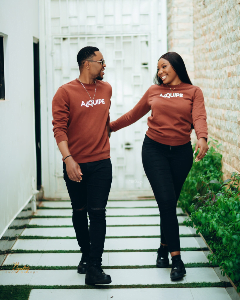 "It started with a simple 'hi' in my DM"- Couple shares their pre-wedding photos online.