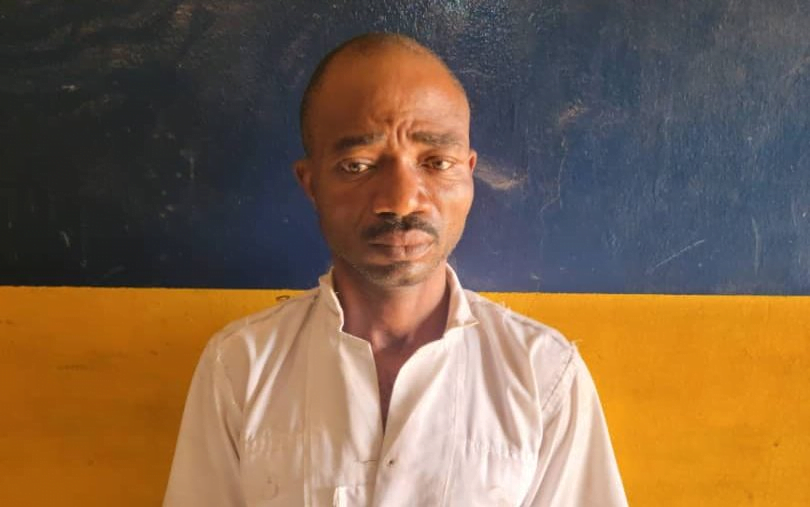 43-year-old father impregnates his 19-year-old daughter (See details)