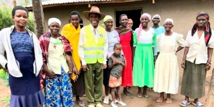 “I’m too smart for one wife” — Kenyan man with 8 wives, 7 girlfriends, and 107 children says