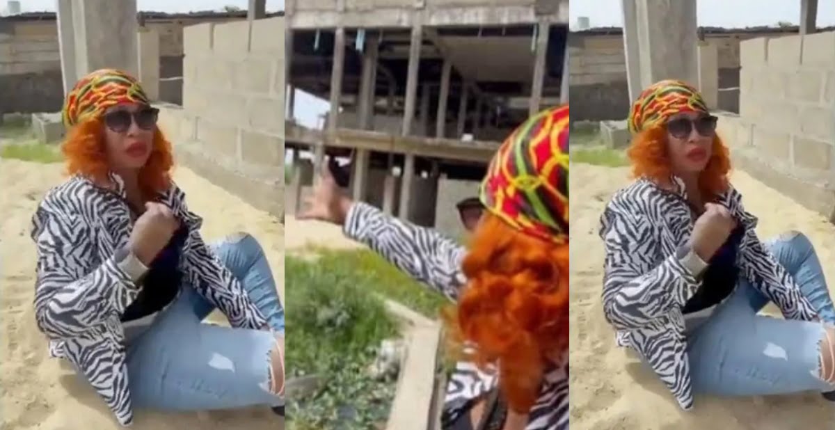 After 40 Years of Hard Word in US; Nigerian Woman Cries Uncontrollably After Seeing The Uncompleted Building Her Brother Built For Her – VIDEO