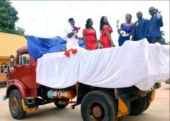 Truck Driver Weds Wife With His Tipper Truck - See Photos