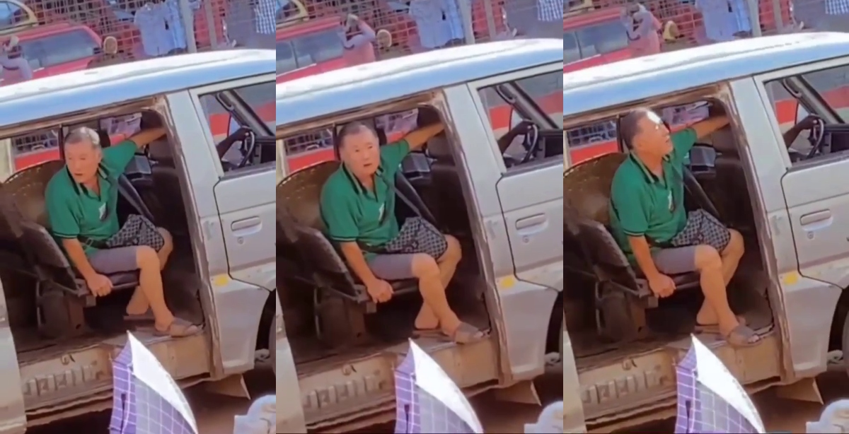 Watch Video Of A Chinese Man Working As A Trotro Mate In Ghana - See Reactions