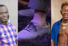 Shatta Wale teases Ola Michael over his trending shoe on United Showbiz