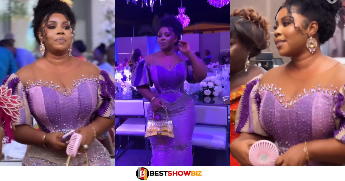 Nam1's Wife Storms Wedding In Classy Kente; a Spectacular Display of Elegance and Opulence