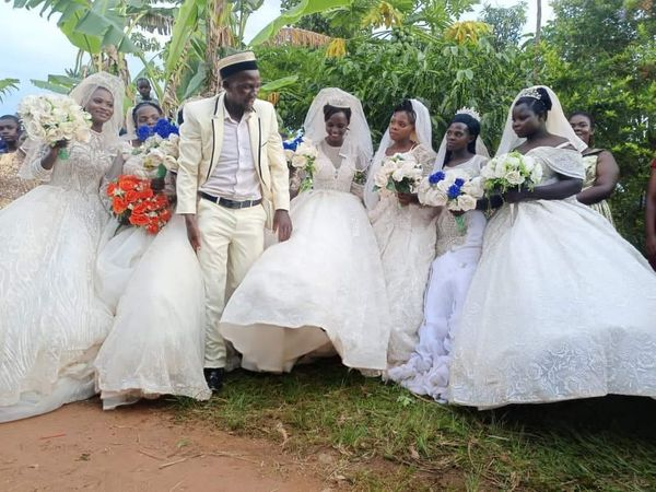 Businessman breaks record as he marries 7 women on the same day with Two of them being biological sisters