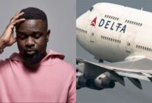 Sarkodie Calls Out Delta AirLines Over Near-Fatal Ocean Crash