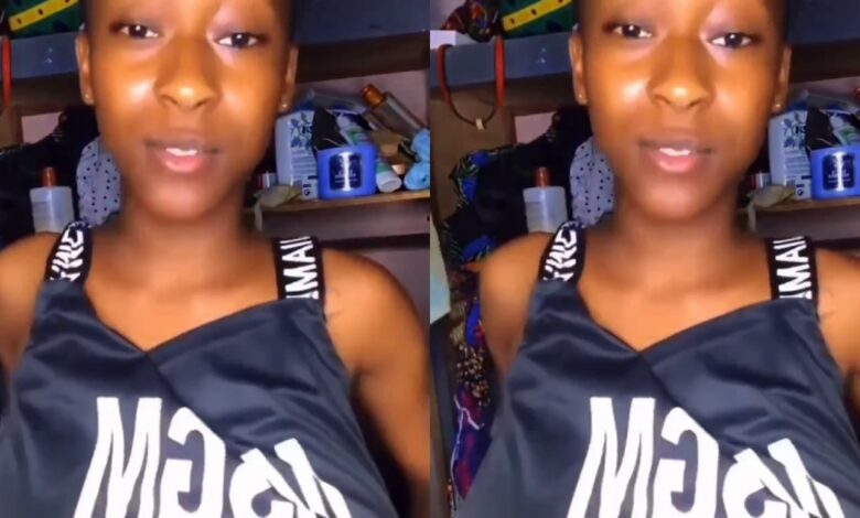 SHS Graduate Removes Her Dress To Show Her Big Brẽᾶst On TikTok Just For Likes - Watch Video