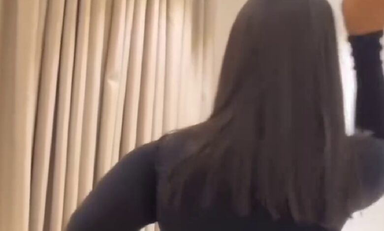 Endowed Lady Flashes Her 'Trumu' While Bending To Shake Her Big Nyᾶsh In A Short Dress - Watch Video