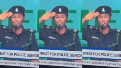 "Blood Of Jesus! What Is This??" - Nigerians Questions The Credibility Of Their Police As A Policewoman Sings National Anthem Wrongly With Confidence