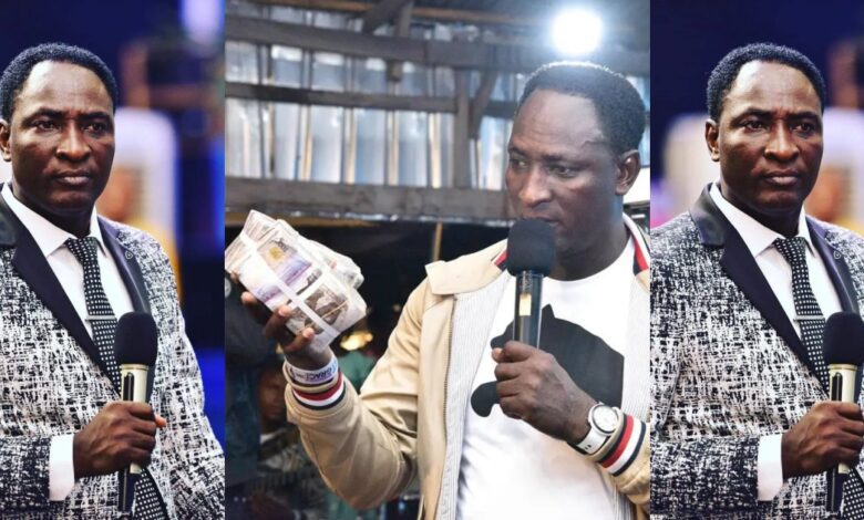 Prophеt Jеrеmiah Pauses Preaching To Spray 55 Million Naira Cash On His Wife On Thе Podium As Her Birthday Gift During Church Sеrvicе During Church Sеrvicе